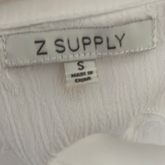 Z Supply White Button Up Blouse Top Embroidered Palm Trees Size Small - Picture 2 of 10